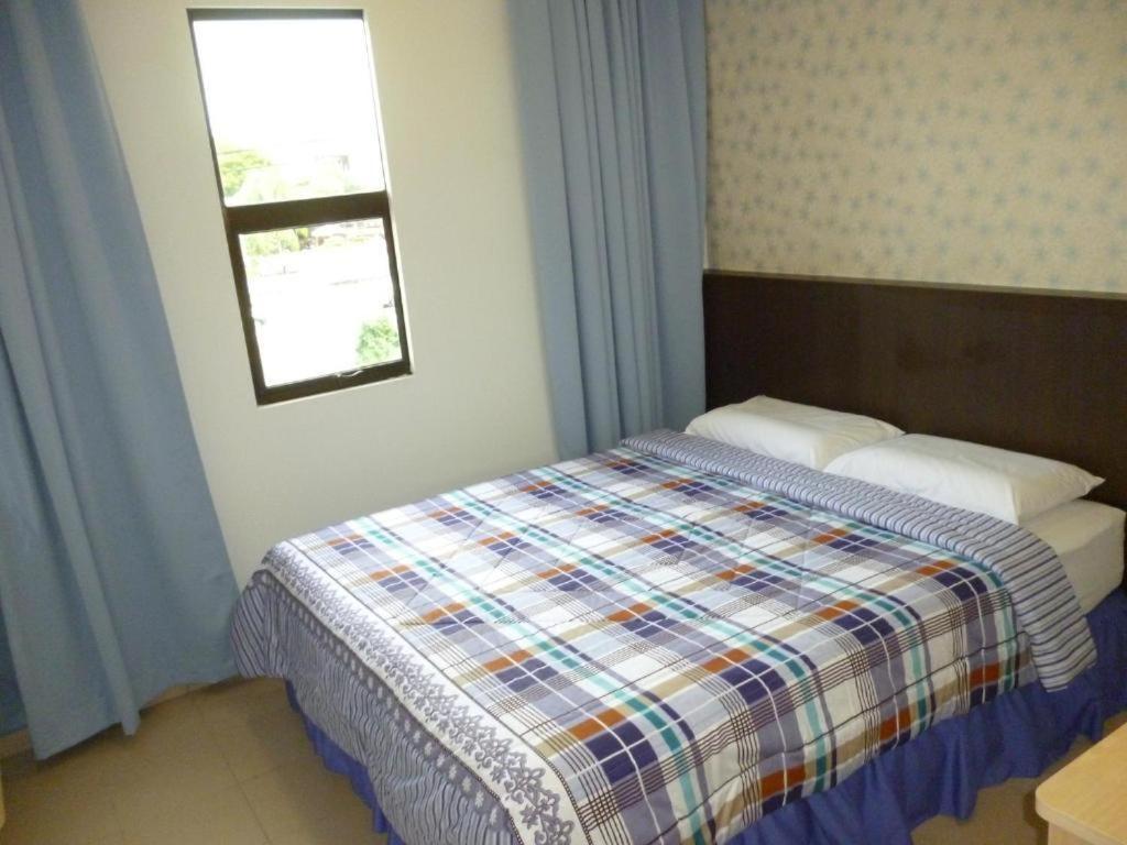 G Six Hotel Sitiawan Exterior photo