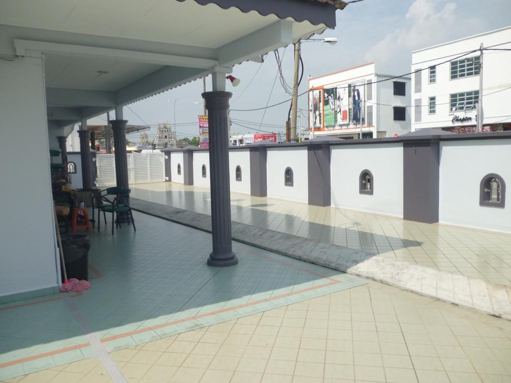 G Six Hotel Sitiawan Exterior photo